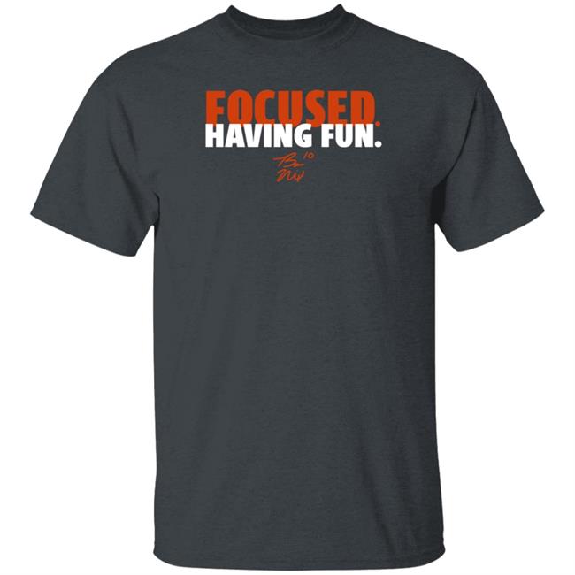 BreakingT Bo Nix Focused And Having Fun Shirt BreakingT Bo Nix Focused And Having Fun Shirt