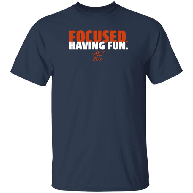 BreakingT Bo Nix Focused And Having Fun Shirt BreakingT Bo Nix Focused And Having Fun Shirt